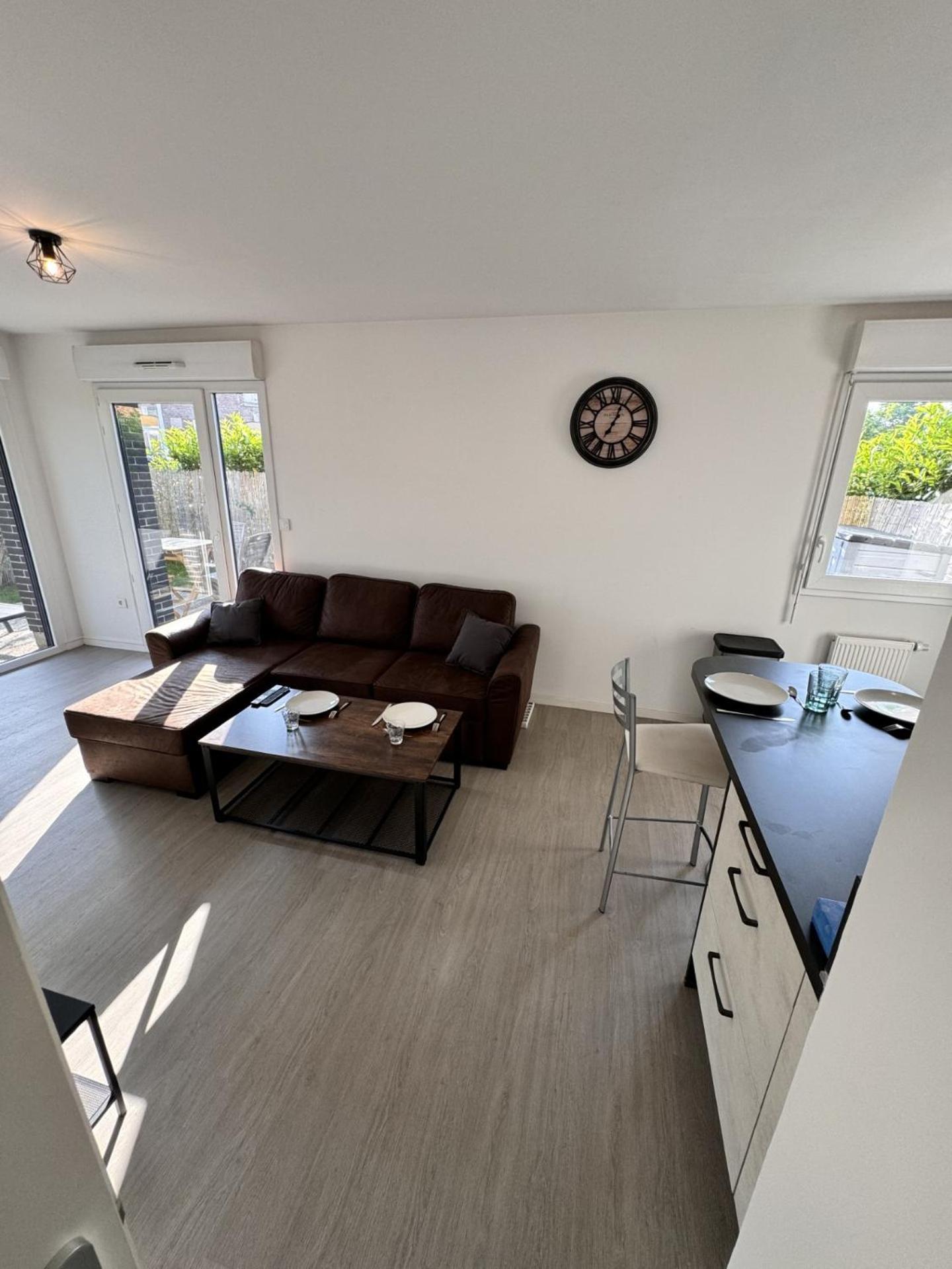 T2 Cosy Parking Prive Apartment Amiens Exterior photo